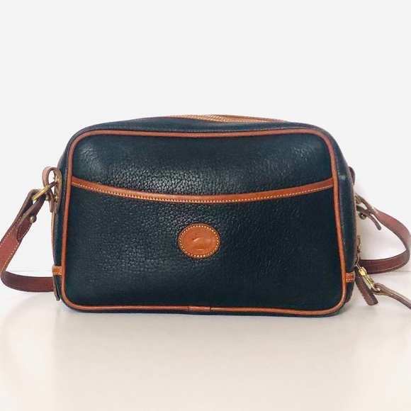 Dooney & Bourke Handbags - Vintage Dooney & Bourke Black Purse